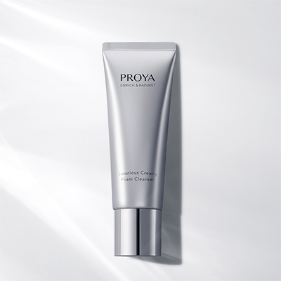 国际人臻妍焕采奢养洁颜霜